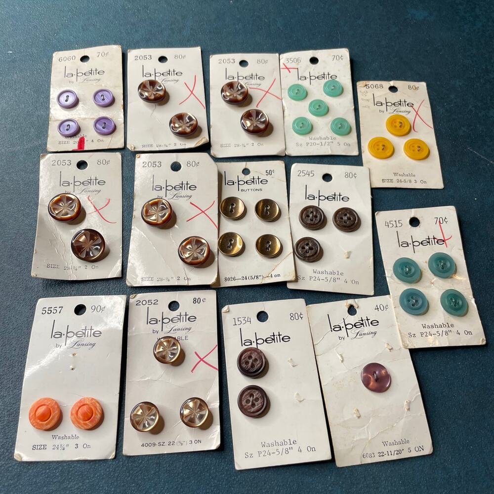 VTG Lot of La Petite Sewing Buttons on Cards Variety Sizes and Colors Craft